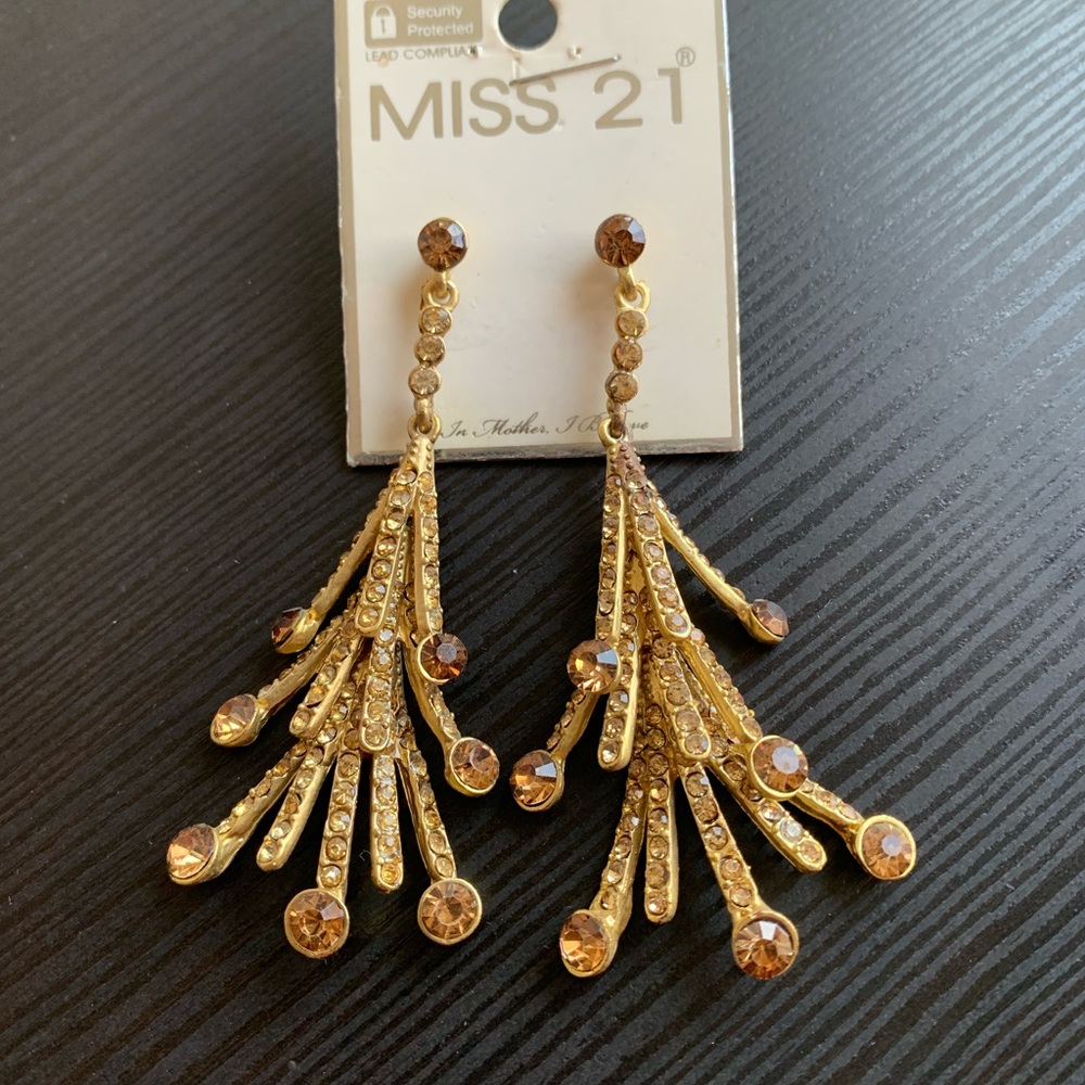 Golden fashion earrings🍂💛